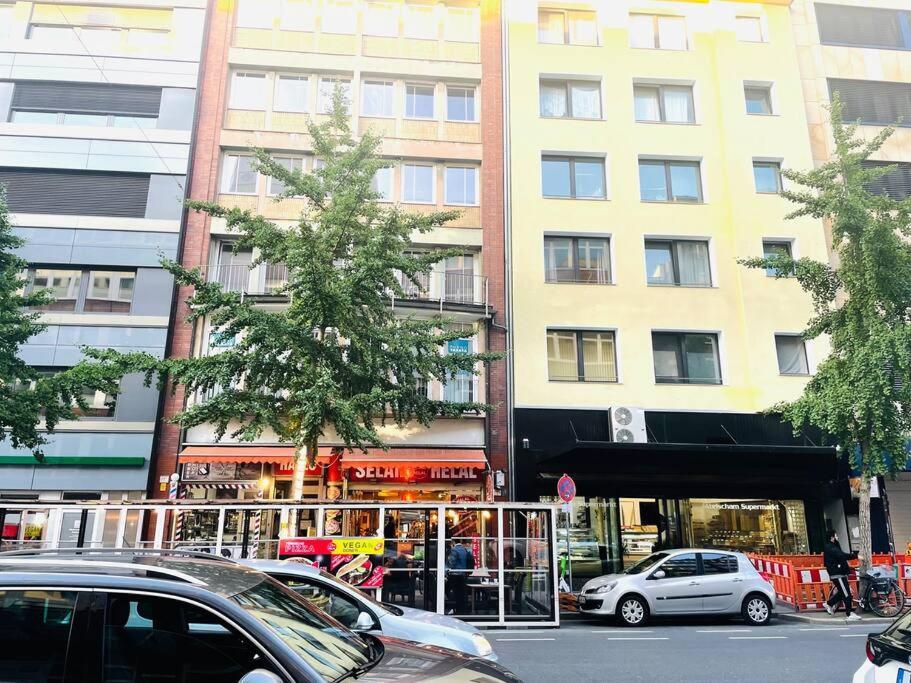 Zentrale Wohnung Direkt Am Hauptbahnhof - Bismarck Дюссельдорф Экстерьер фото
