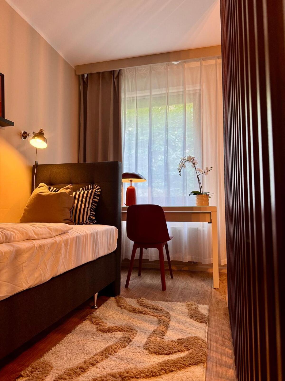 Zentrale Wohnung Direkt Am Hauptbahnhof - Bismarck Дюссельдорф Экстерьер фото