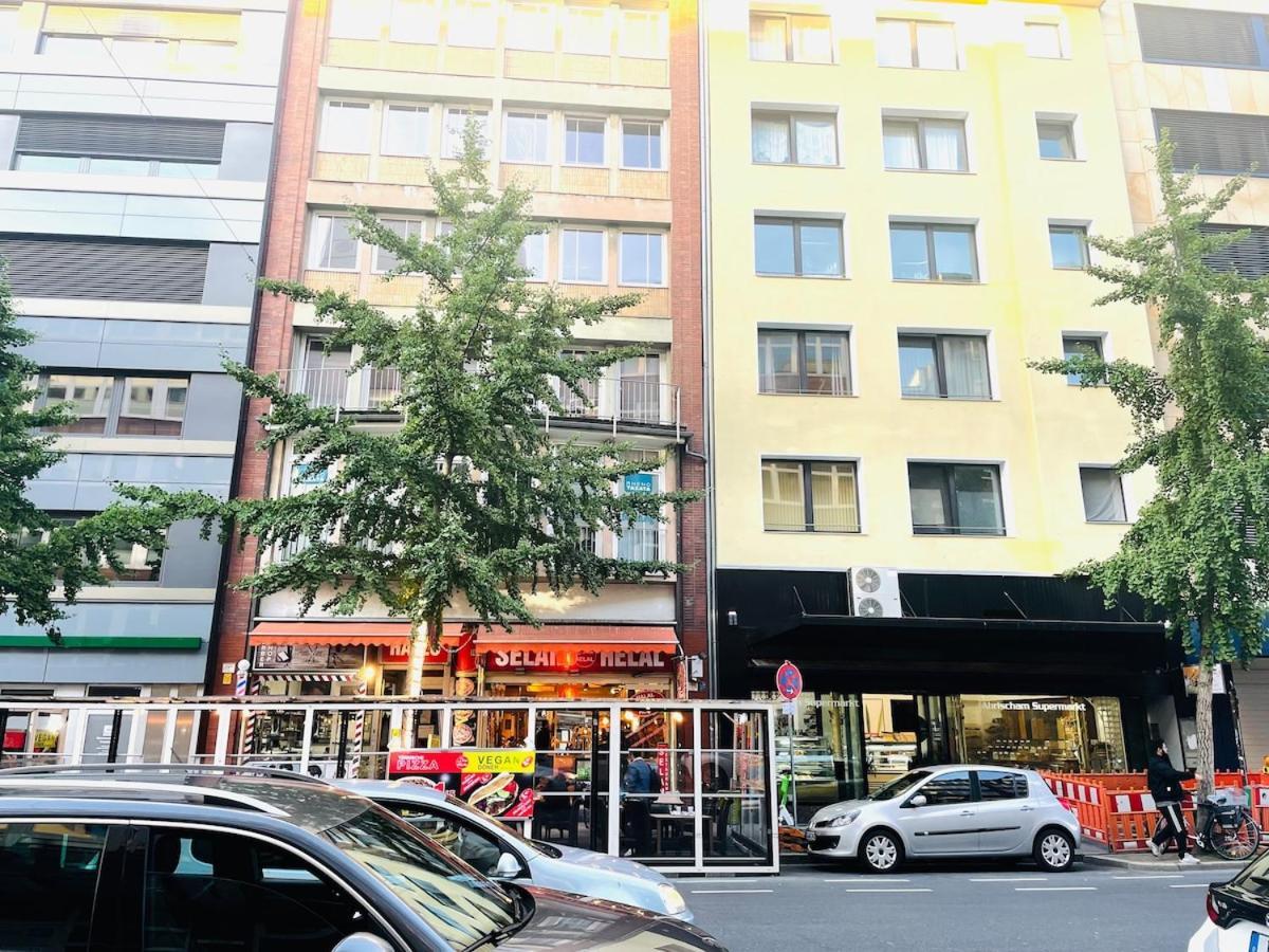 Zentrale Wohnung Direkt Am Hauptbahnhof - Bismarck Дюссельдорф Экстерьер фото