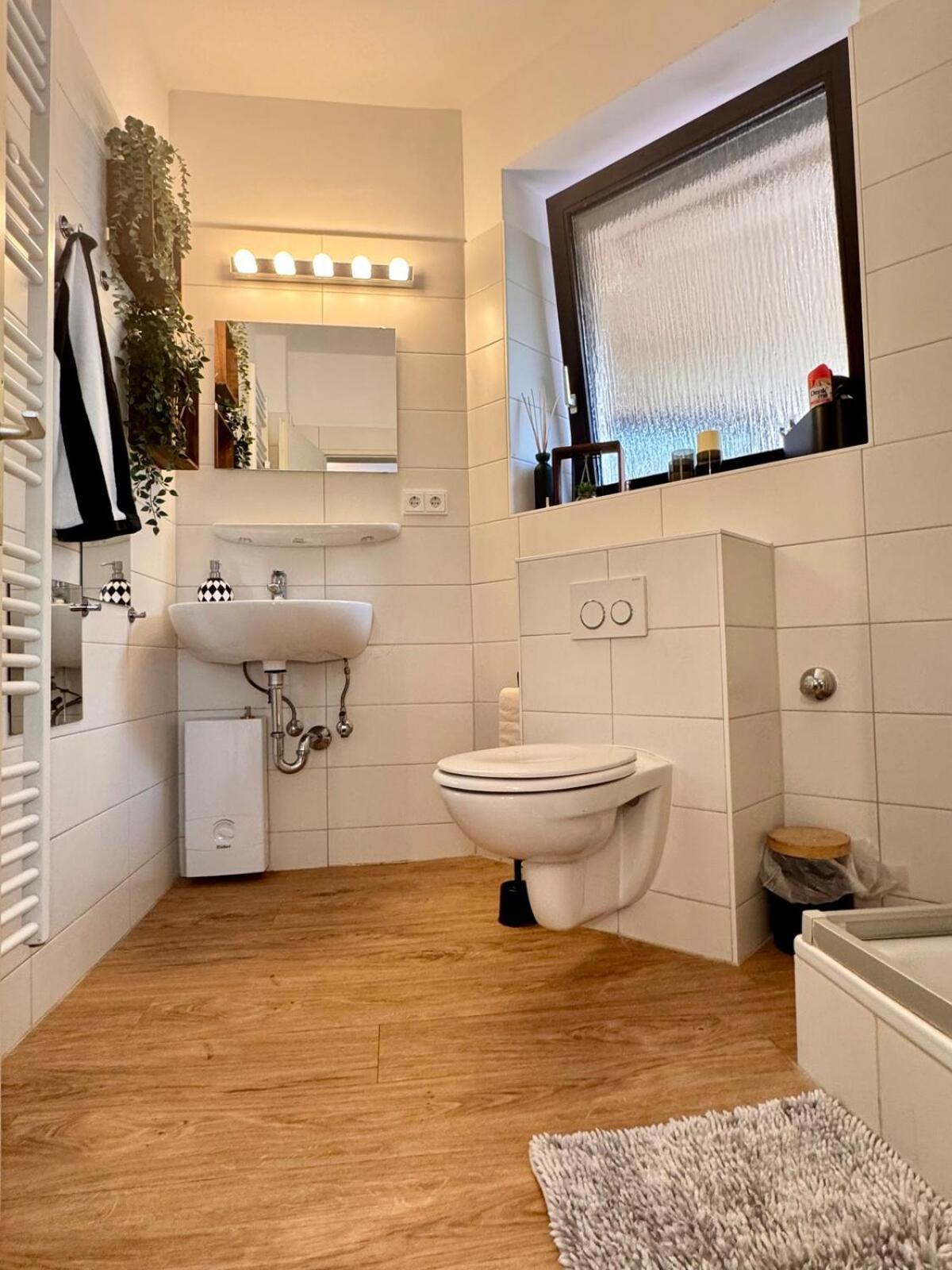 Zentrale Wohnung Direkt Am Hauptbahnhof - Bismarck Дюссельдорф Экстерьер фото