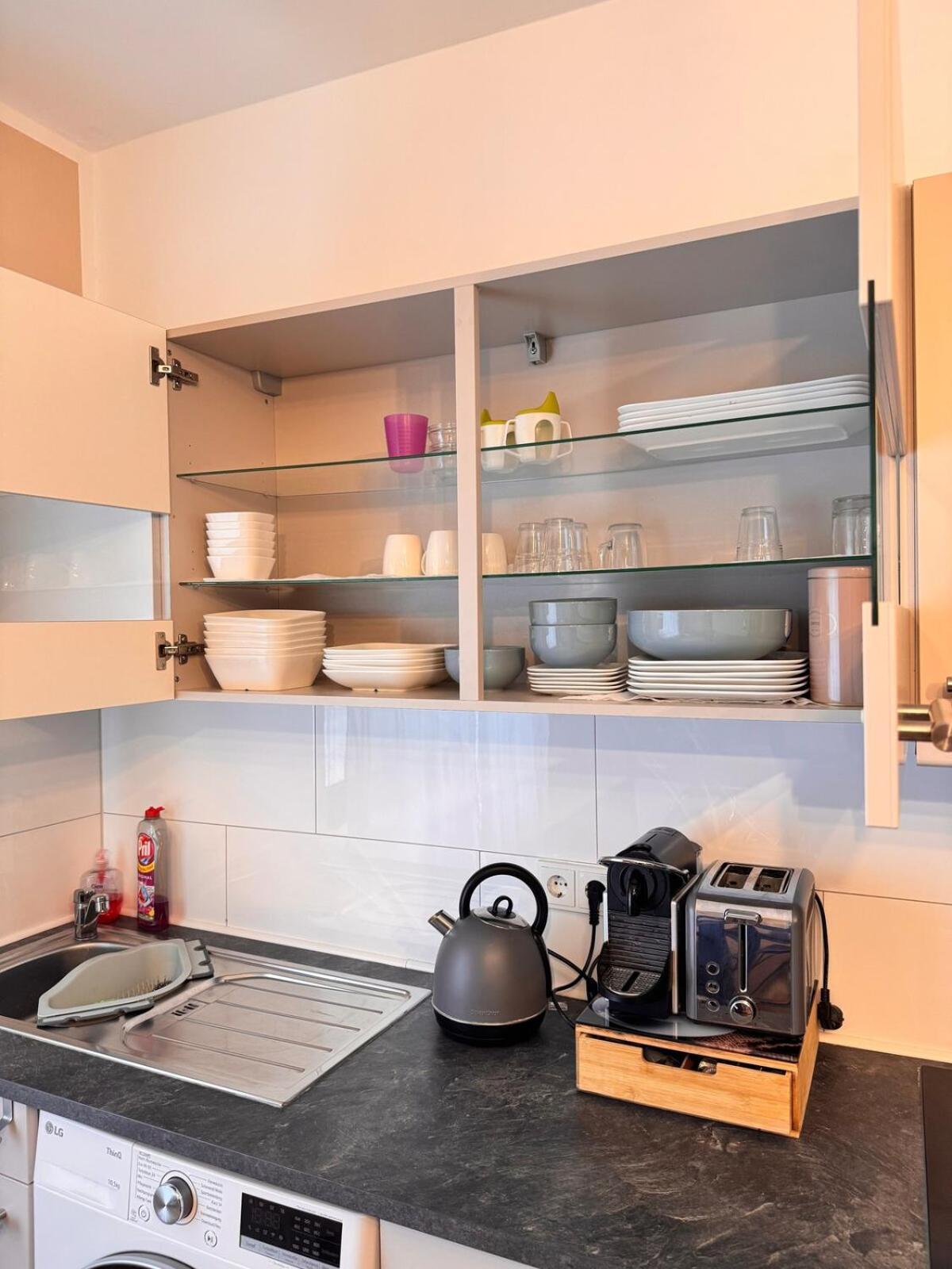 Zentrale Wohnung Direkt Am Hauptbahnhof - Bismarck Дюссельдорф Экстерьер фото