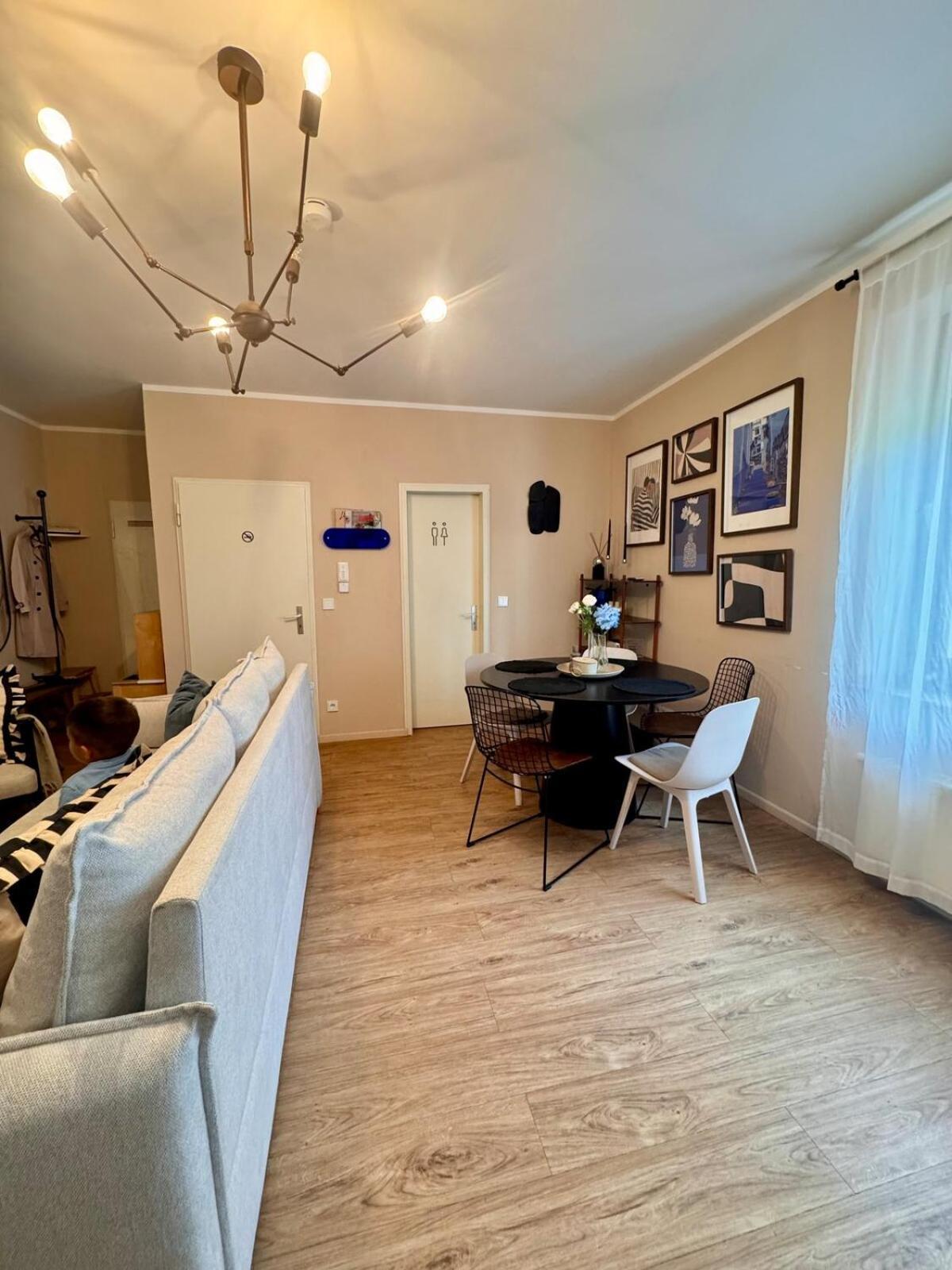 Zentrale Wohnung Direkt Am Hauptbahnhof - Bismarck Дюссельдорф Экстерьер фото